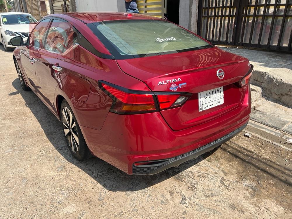 Nissan Altima